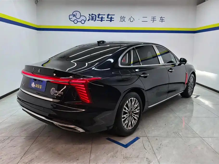 Hongqi H5 2023 2.0T Auto Smart Connect Flag Enjoy фото 3