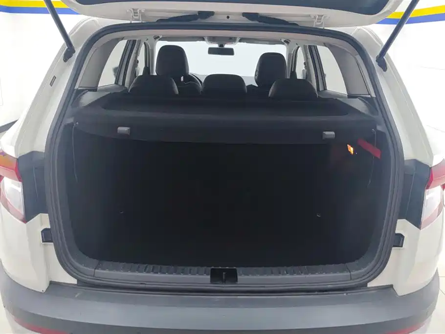 Škoda Karoq 2019 TSI280 Smart Drive Premium Edition China V фото 4