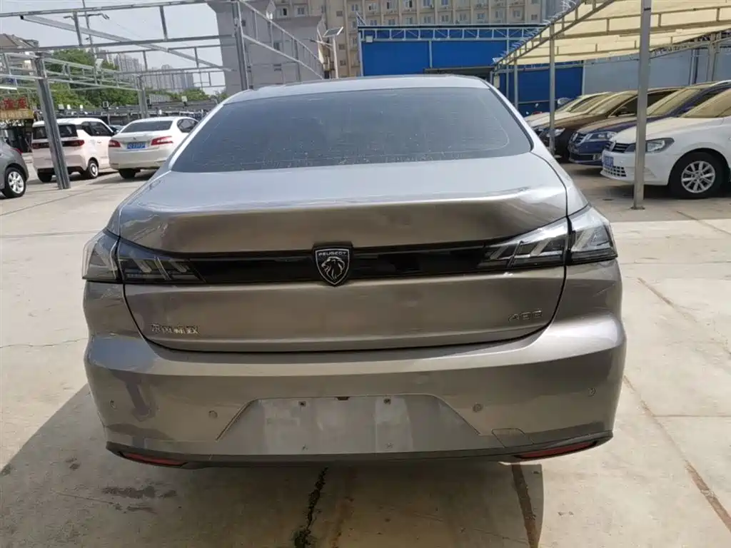 Peugeot 408 2022 1.6T Light Chaser Edition фото 6