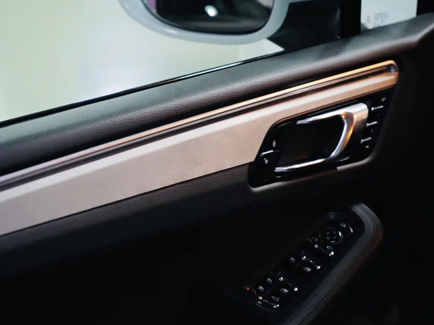 Porsche Macan 2014 Macan S 3.0T фото 10
