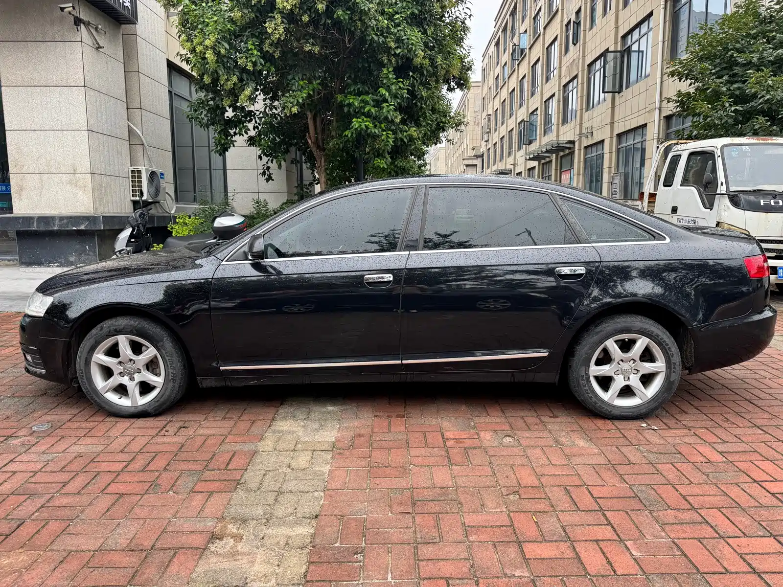 صورة 9 - Audi A6L