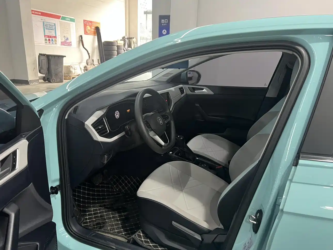 Volkswagen Lavida 2023 New Trend 1.5L Auto Aspiration Edition фото 7