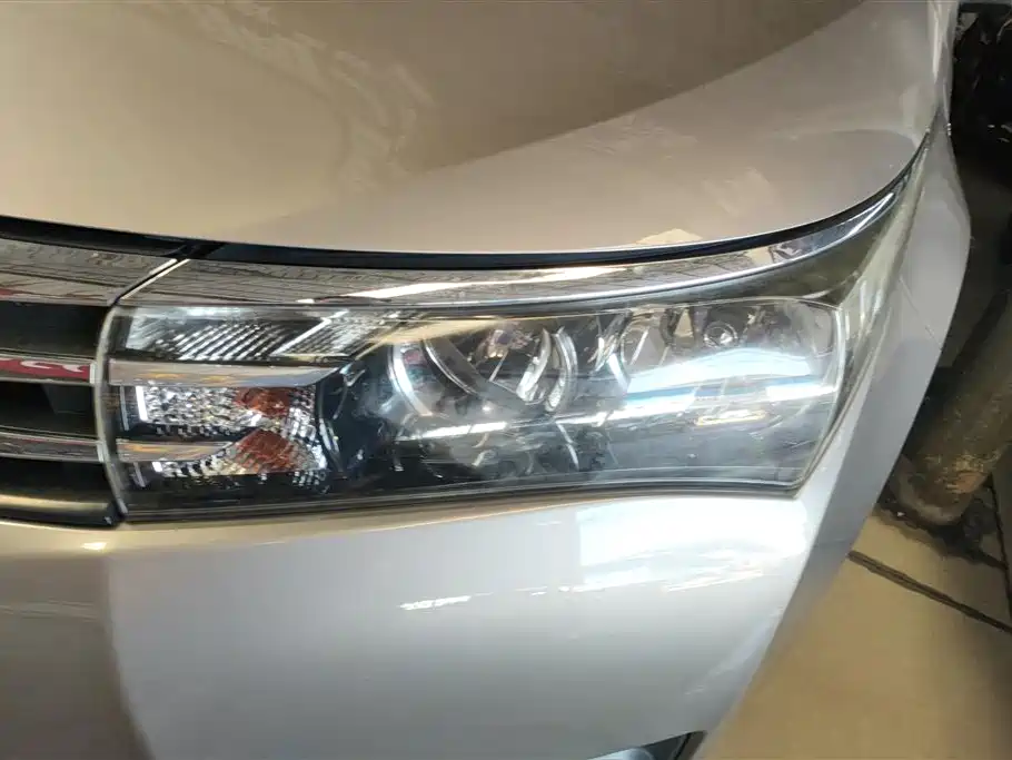 Toyota Corolla 2014 1.6L CVT GL фото 5