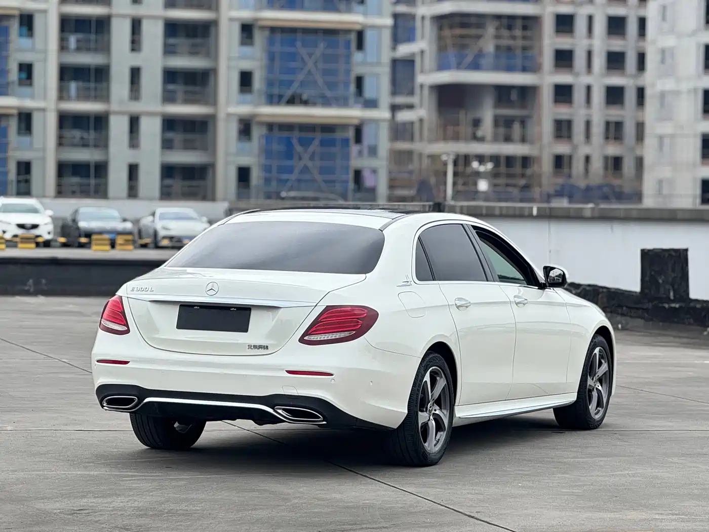 Mercedes-Benz E-Class 2019 E 300 L Sport Luxury фото 12