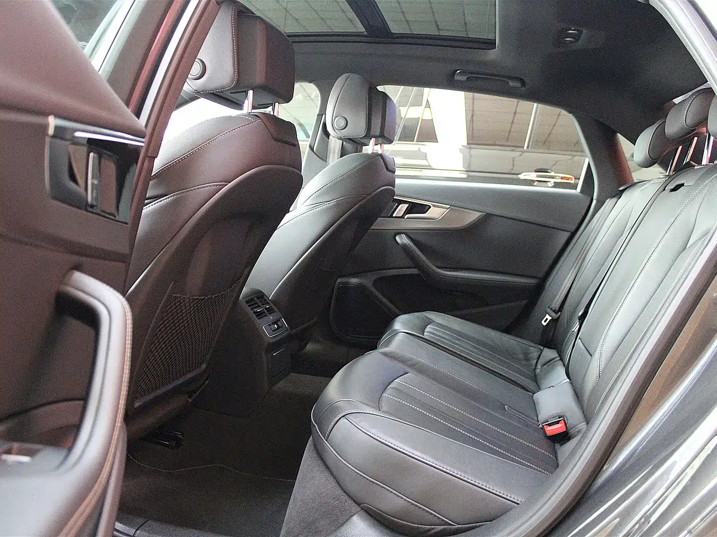 Audi A4L 2024 40 TFSI quattro RS Kit Speed Edition фото 7