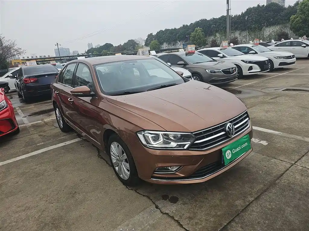 Volkswagen Bora 2018 1.5L Automatic Comfort фото 22