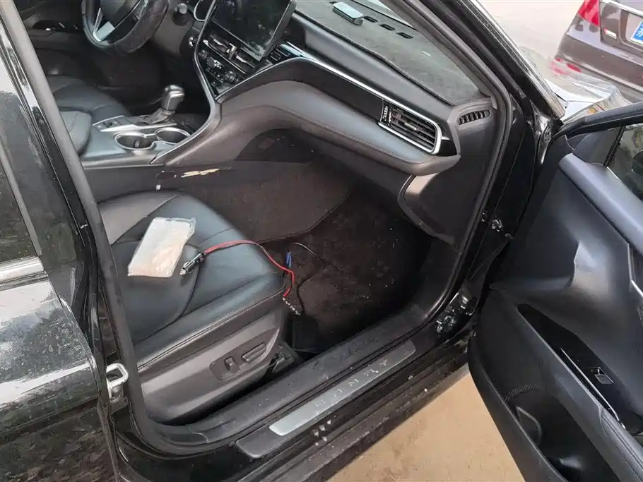 Toyota Camry 2021 2.0G Luxury Edition фото 8
