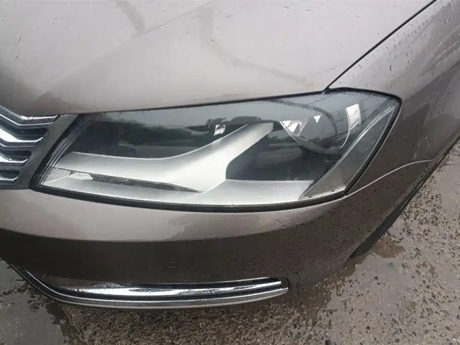 Volkswagen Magotan 2012 Facelift 1.8TSI Leading фото 5