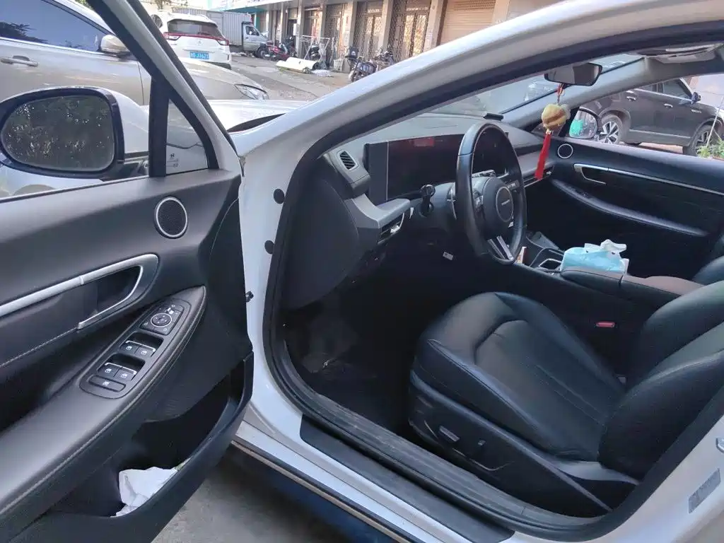 Hyundai Sonata 2024 2024 1.5T Pro