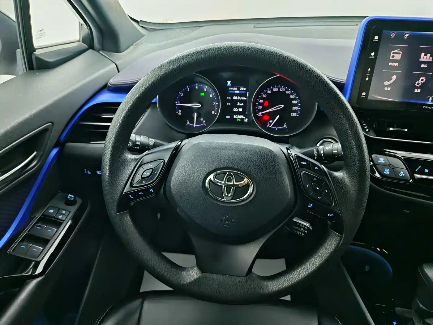 Toyota IZOA 2020 2.0L Yi Xiang Edition фото 12