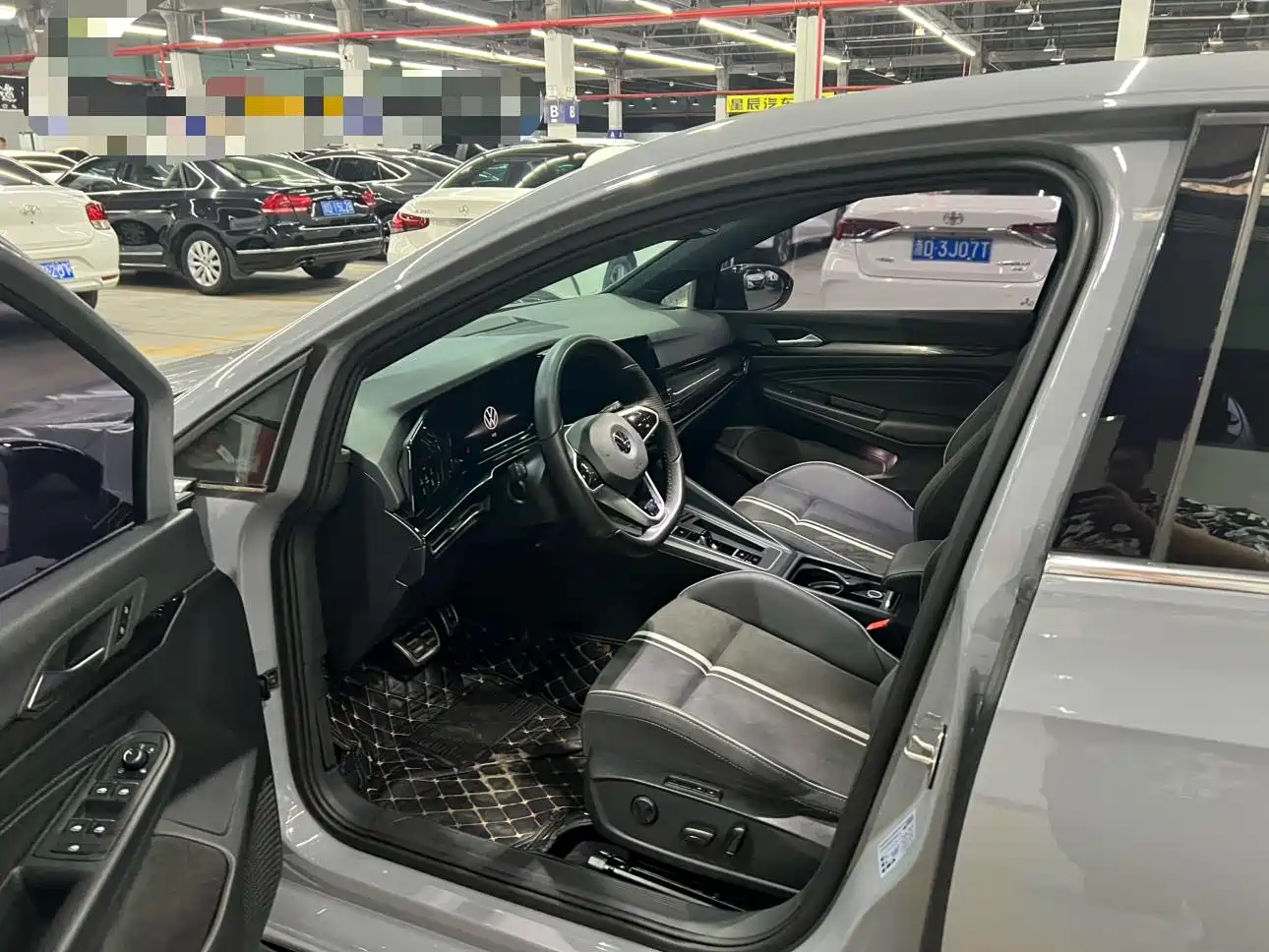 Volkswagen Golf 2021 280TSI DSG R-Line фото 7