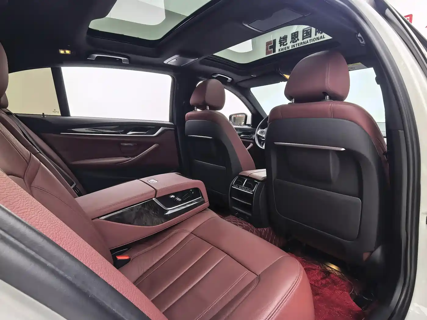 BMW 5 Series 2019 Facelift 530Li Leading M Sport Package фото 9