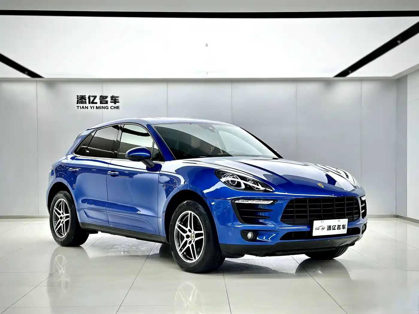 Porsche Macan 2017 Macan 2.0T фото 3