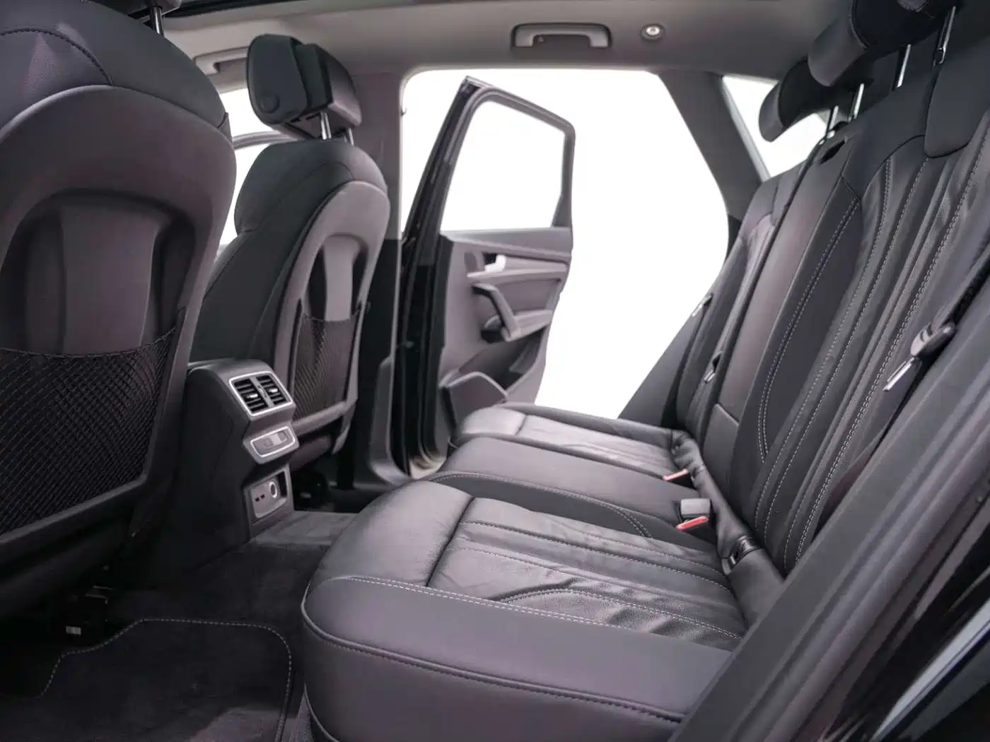 Audi Q5L 2022 Facelift 40T Luxury Dynamic фото 24