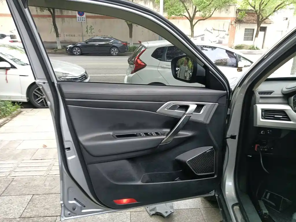 Geely Atlas 2016 2016 1.8TD Automatic Elegance Type
