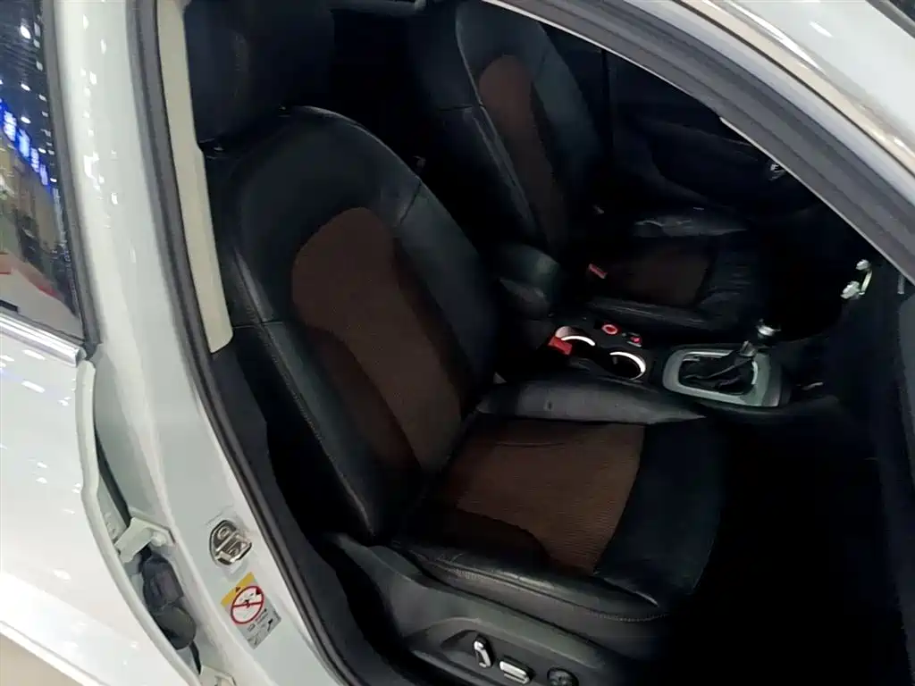 Audi Q3 2017 30 TFSI Fashion фото 25