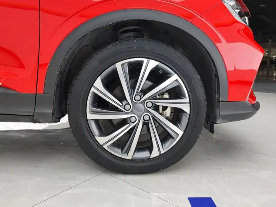 Geely Coolray 2019 2019 260T DCT Knight China VI