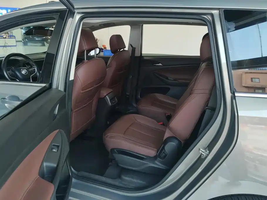 Buick GL6 2018 2018 18T 6-Seater Premium