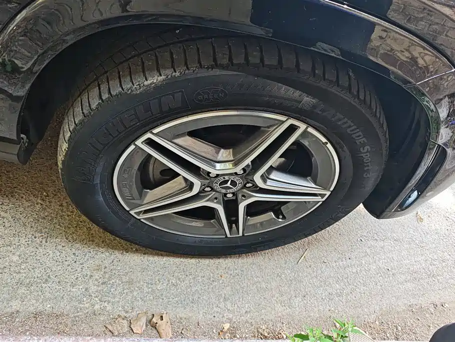 Mercedes-Benz GLE 2023 GLE 450 4MATIC Luxury фото 6