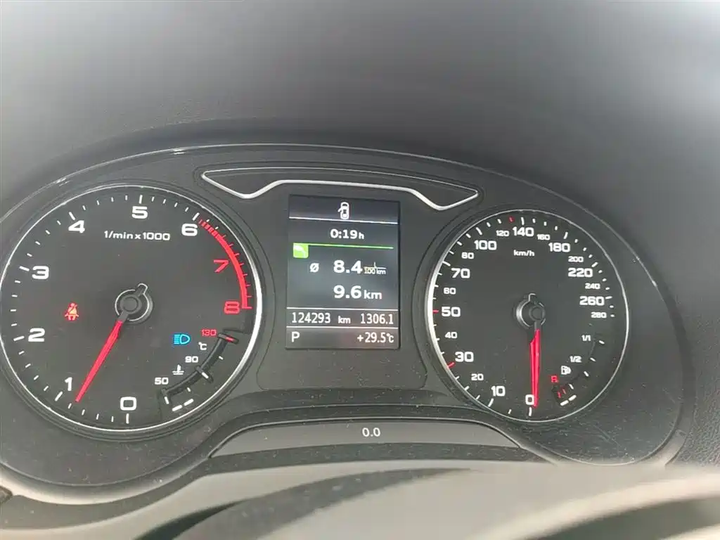 Audi A3 (Import) 2014 Limousine 40 TFSI S line Comfort фото 12