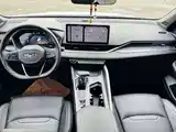 Фото 4 - Geely Preface