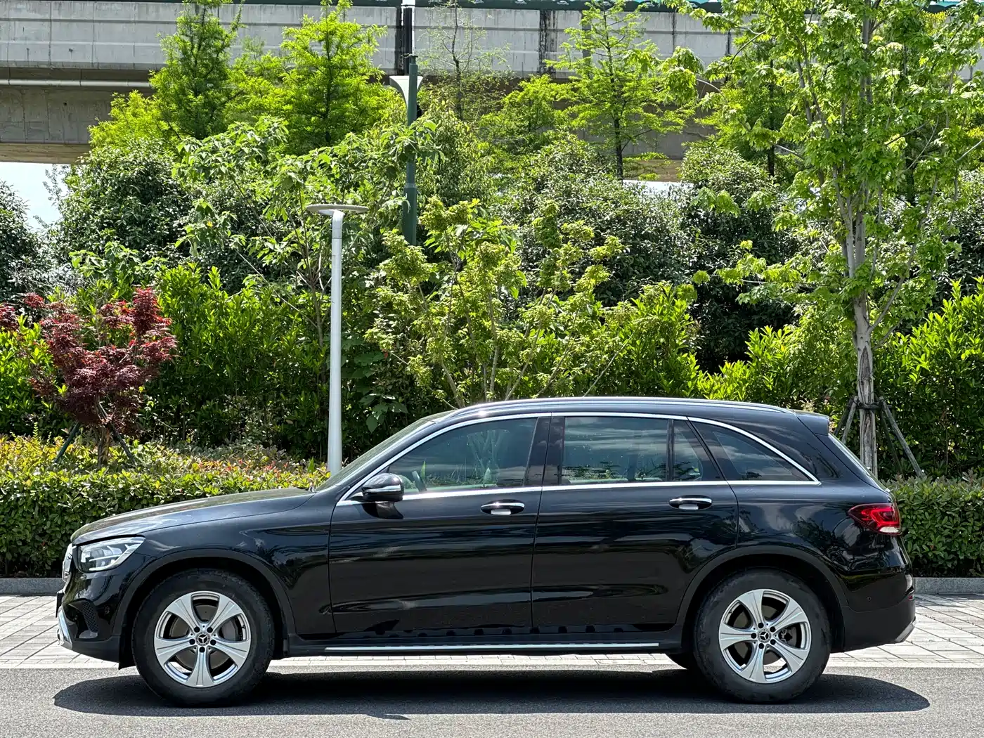Mercedes-Benz GLC 2020 Facelift GLC 260 L 4MATIC Dynamic фото 16