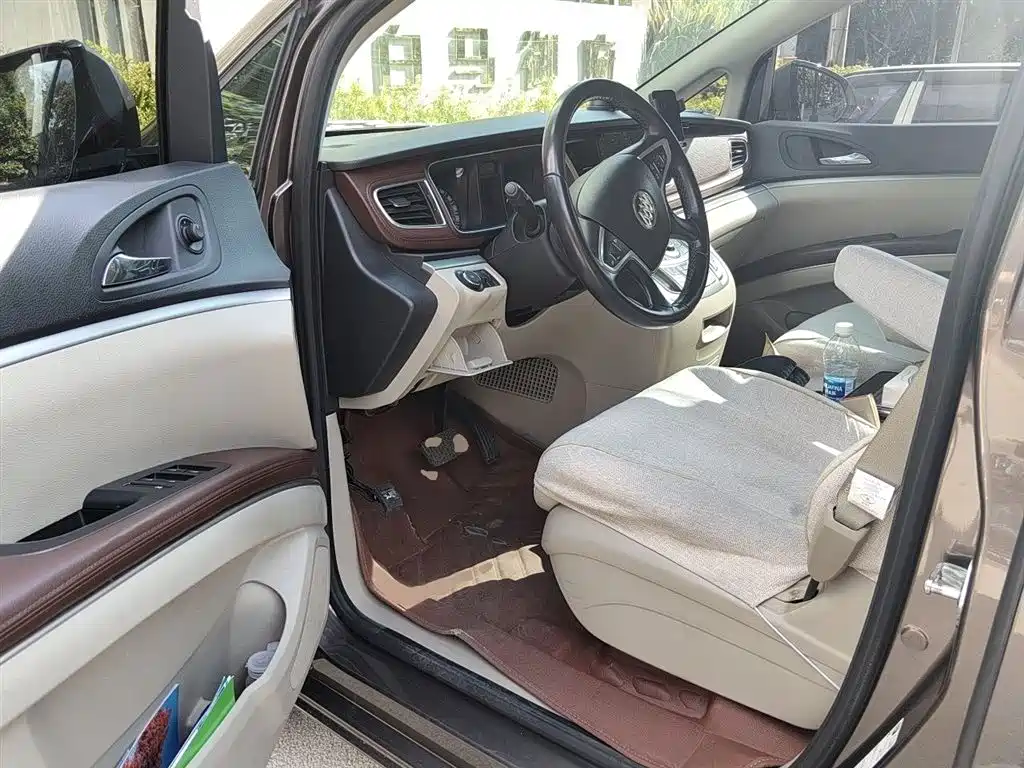 Buick GL8 2017 25S Comfort China V фото 14