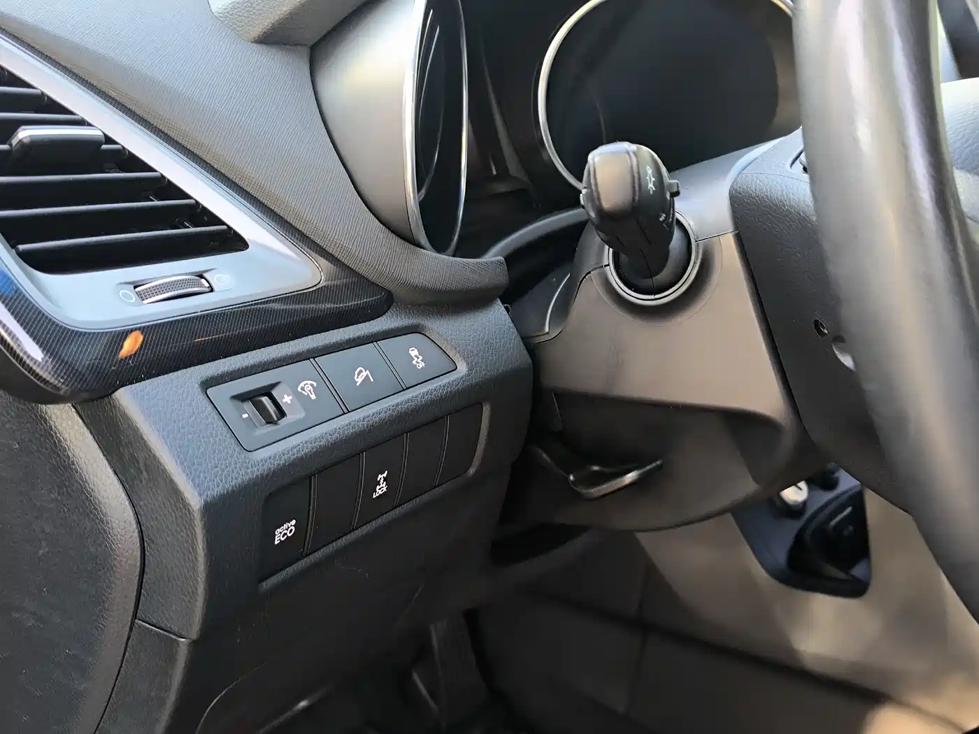 Hyundai Santa Fe 2013 2.4L Automatic AWD Premium фото 12