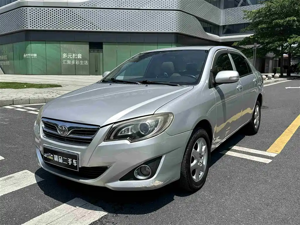 Toyota Corolla 2013 1.6L Automatic Luxury