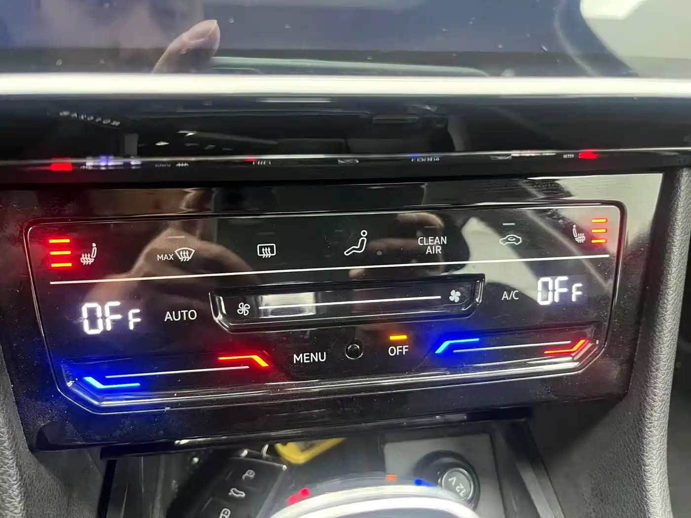 Škoda Superb 2024 TSI280 DSG Premium Edition фото 9