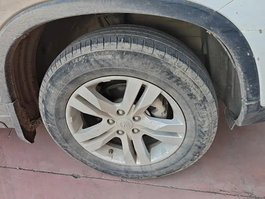 Фото 6 - Changan CS75
