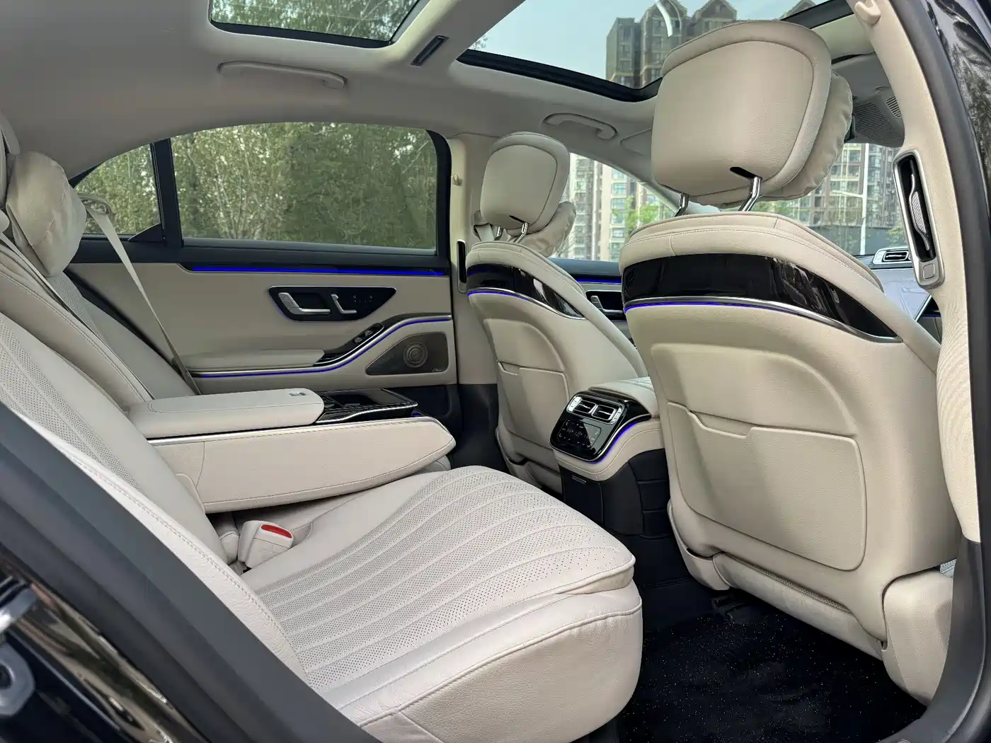 Mercedes-Benz S-Class New Energy 2023 S 450 e L Plug-in Hybrid Sedan фото 35