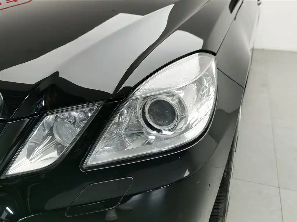 Mercedes-Benz E-Class 2013 E 300 L Fashion фото 7