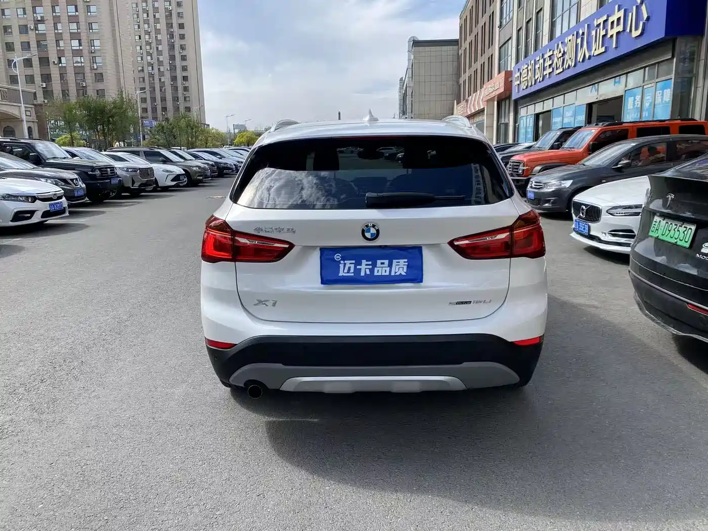 BMW X1 2019 sDrive18Li Premium Model фото 11