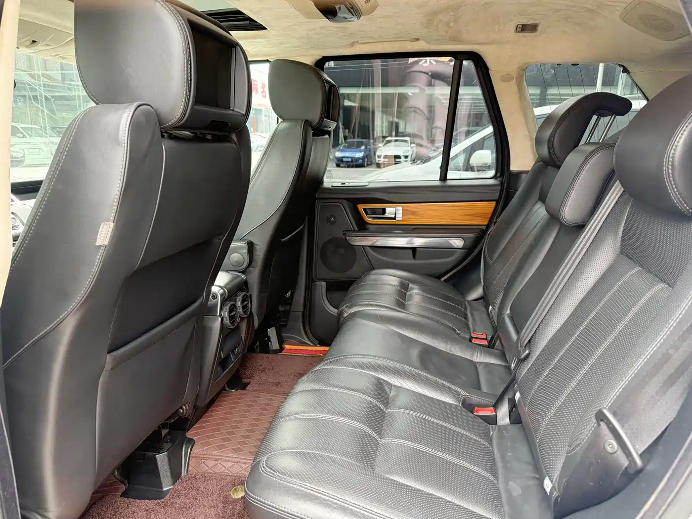 Land Rover Range Rover Sport 2012 5.0 NA V8 HSE фото 10