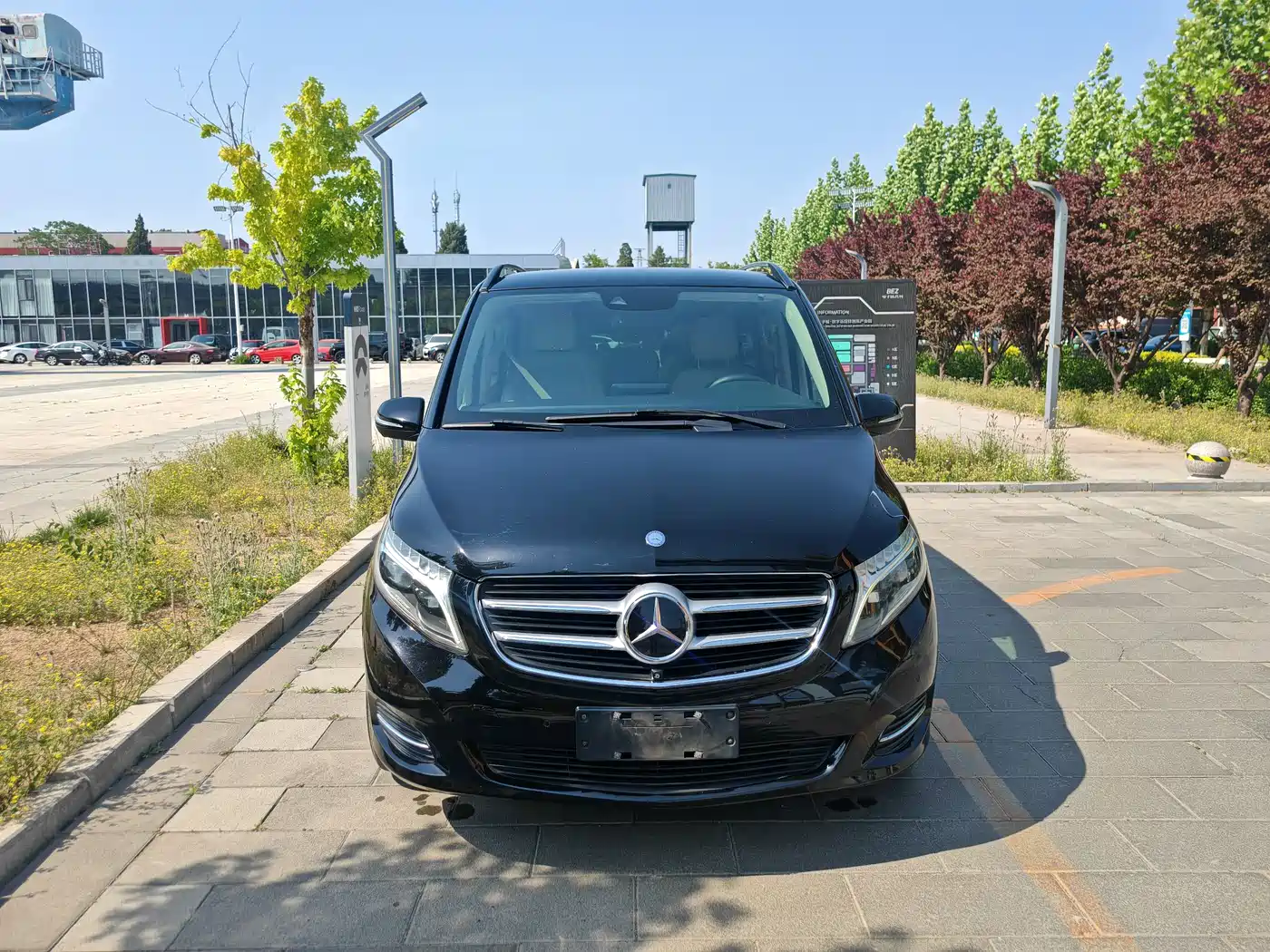 Mercedes-Benz V-Class 2016 V 260 L Premium Long фото 2