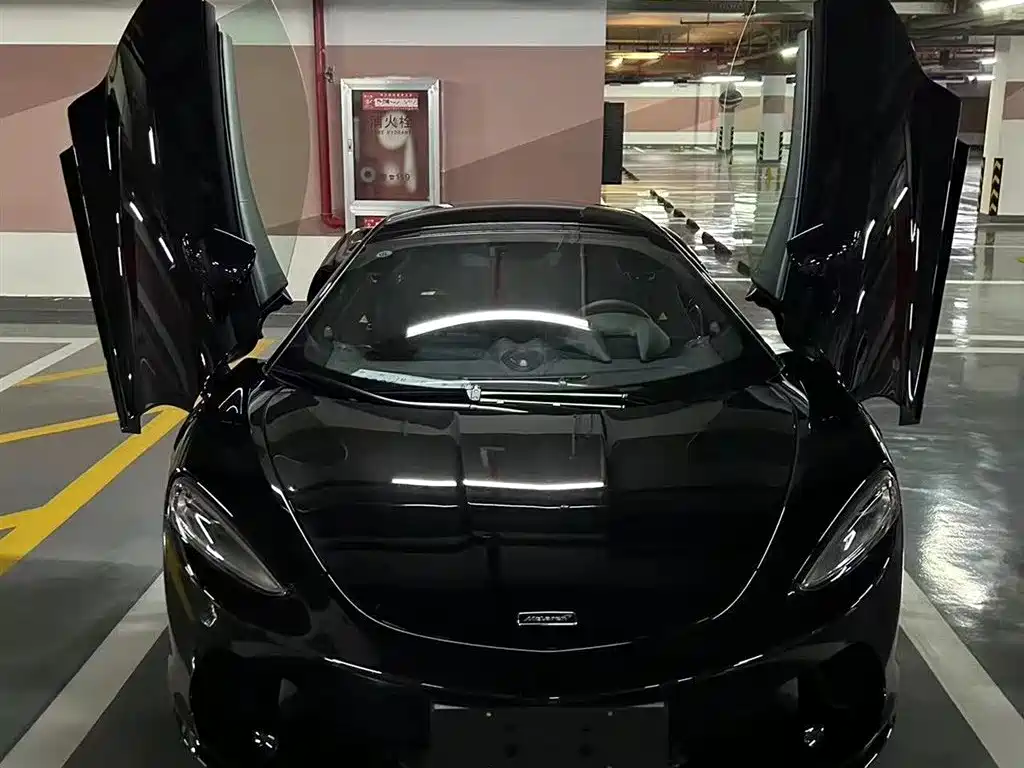 McLaren GT 2023 2022 4.0T Standard