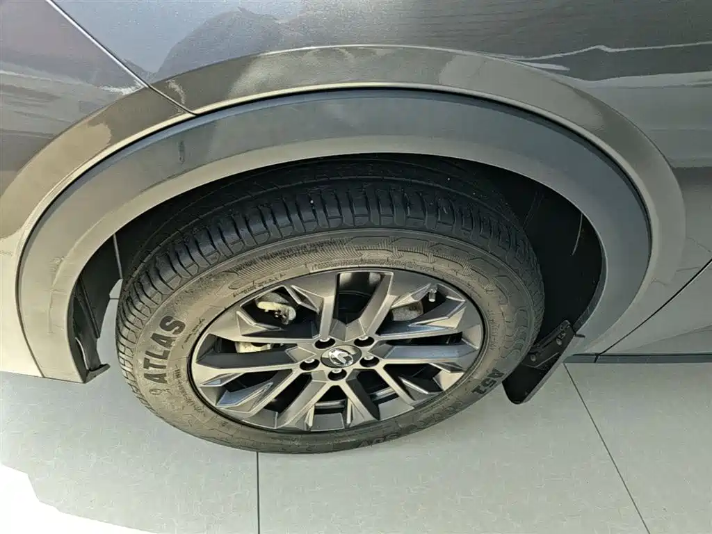 GAC Trumpchi Trumpchi GS3 2023 Shadow Speed 270T Power Acquisition Edition фото 23