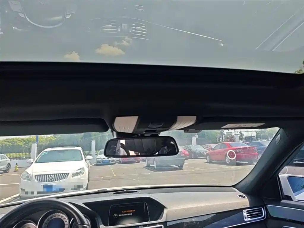 Mercedes-Benz E-Class 2015 Facelift E 260 L Sport Fashion фото 18