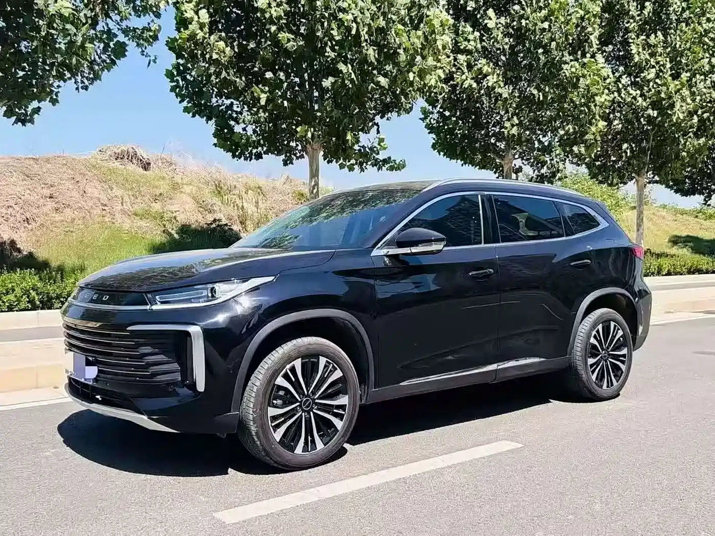 Exeed Lingyun 2024 300T 2WD King Edition