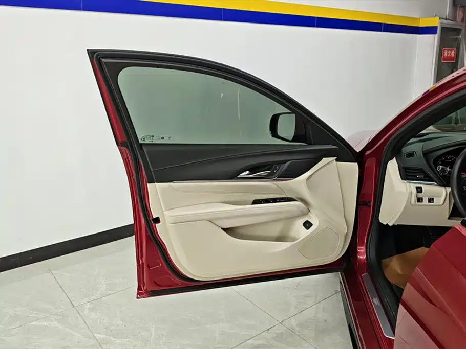 Cadillac CT4 2020 28T Fashion Edition фото 7