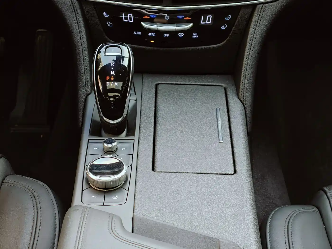 Cadillac CT6 2021 28T Elite фото 10