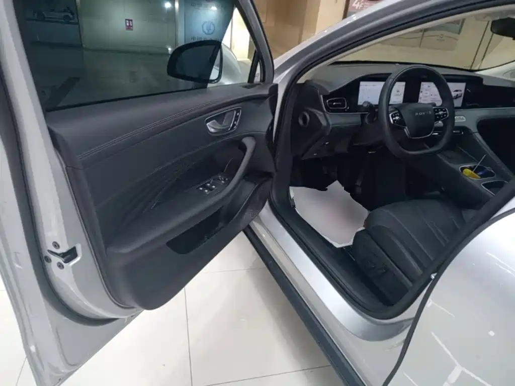 Roewe D7 2025 2025 DMH 125km World Champion Edition