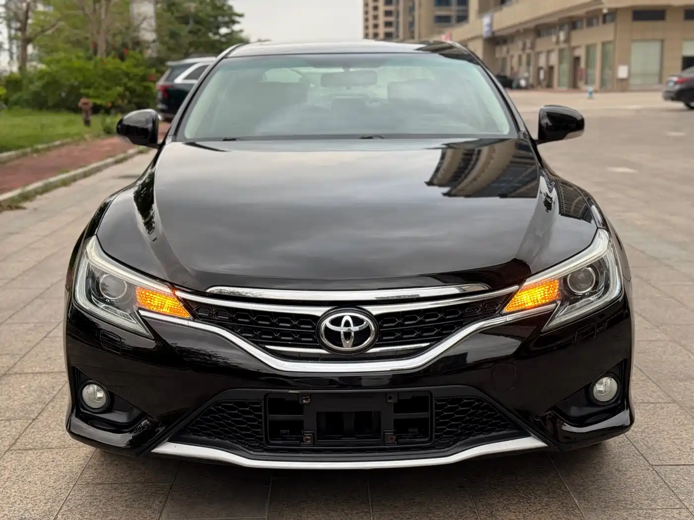 Toyota Reiz 2016 2013 2.5V Premium Edition