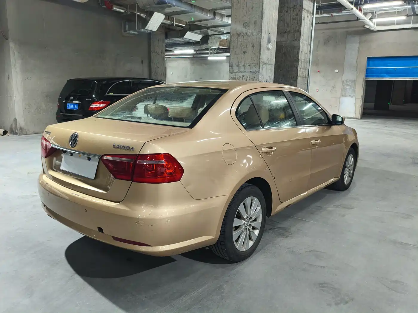 Volkswagen Lavida 2013 Facelift Classic 1.6L Automatic Comfort фото 5