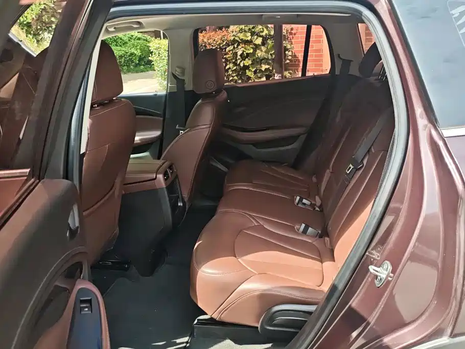 Фото 11 - Buick Envision Plus