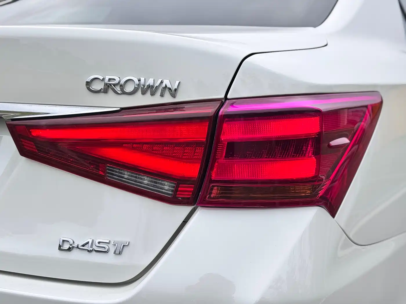 Toyota Crown 2018 2.0T Fashion Edition фото 23