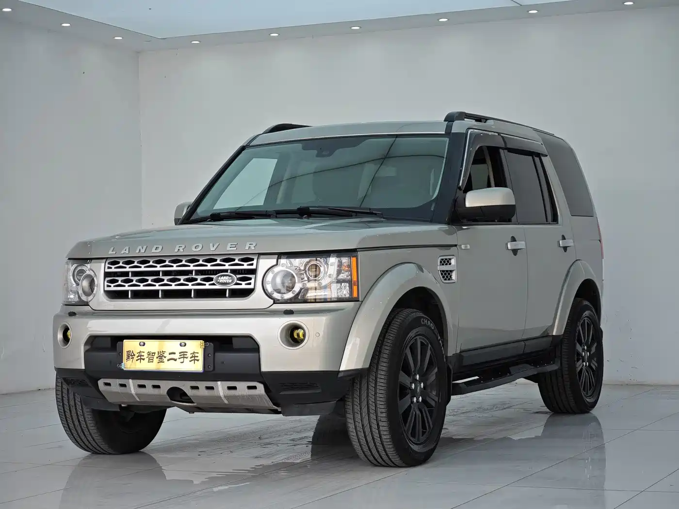 Фото 1 - Land Rover Discovery