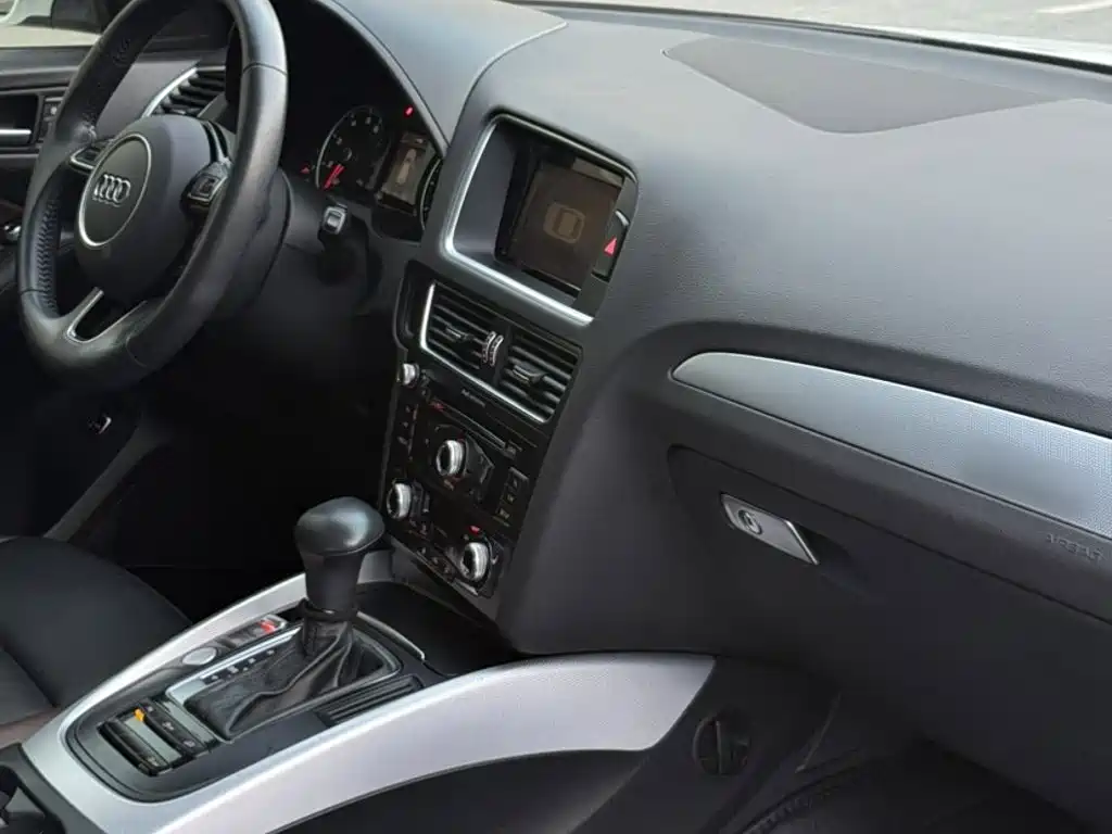 Audi Q5 2019 2018 Collector's Edition 40 TFSI Technology