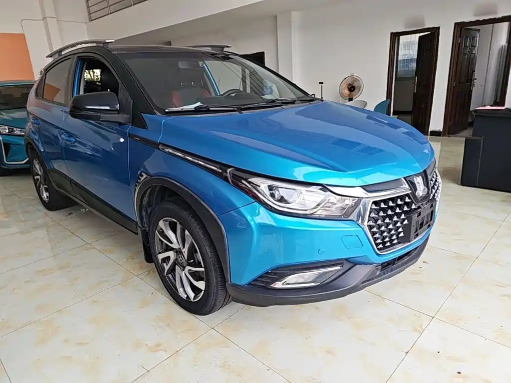 Luxgen U5 SUV 2018 2017 1.6L CVT Knight Edition